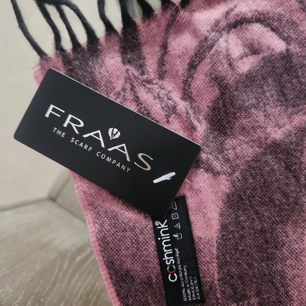 Super Soft Fraas Floral Scarf